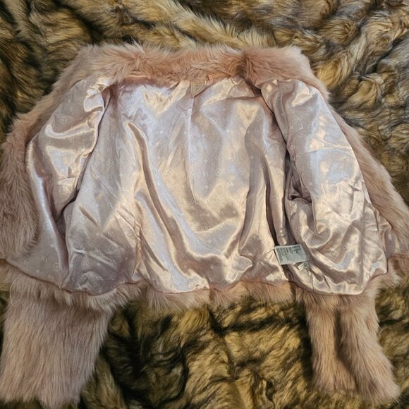 Rare Limited Edition Nicki Minaj H&M Pink Fur Fuzzy Rave Festival Unicorn 10 - Picture 7 of 9